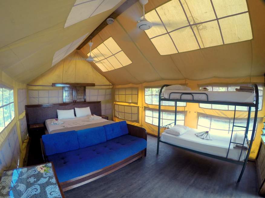 Barefoot Manta Resort