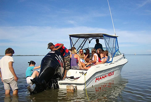 Private Small Boat Charter - 4 or 8 hrs Island Hopping & Fishing up to 5 Guests